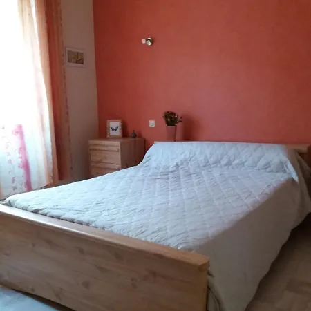 Semesterbostad Maison Les Iris *